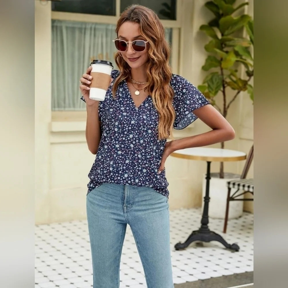 Boho Navy Floral V Neck Short Sleeve Medium Blouse